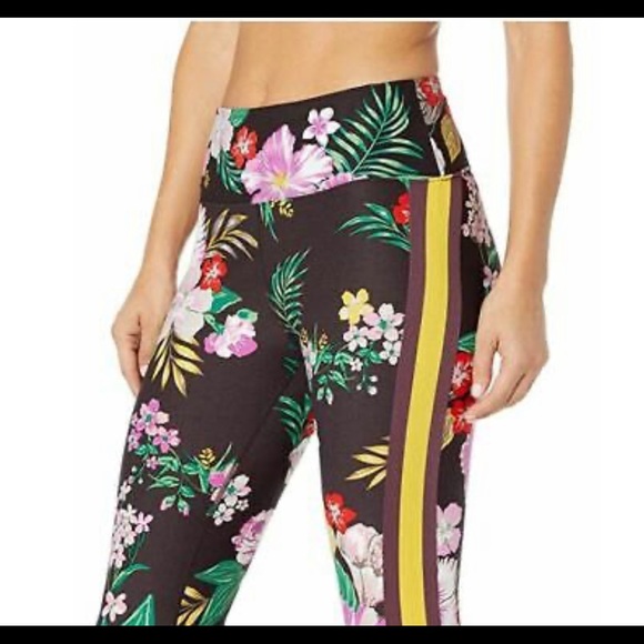 - Calvin Klein Women's Print Wide Stripe Tap… - Picture 2 of 8